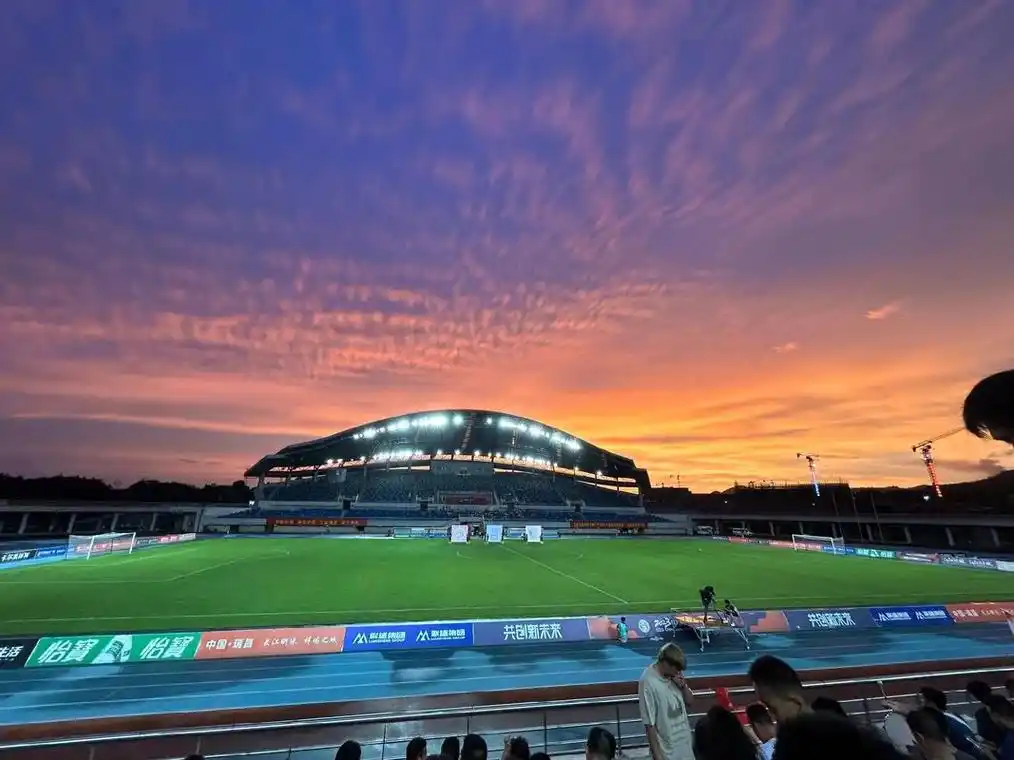 英格兰冠军联赛：伯恩利 VS 斯托克城